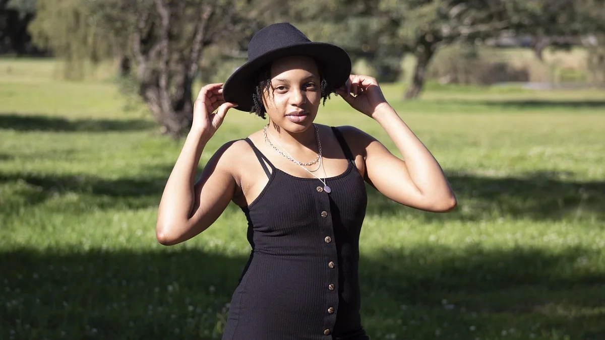 black dress