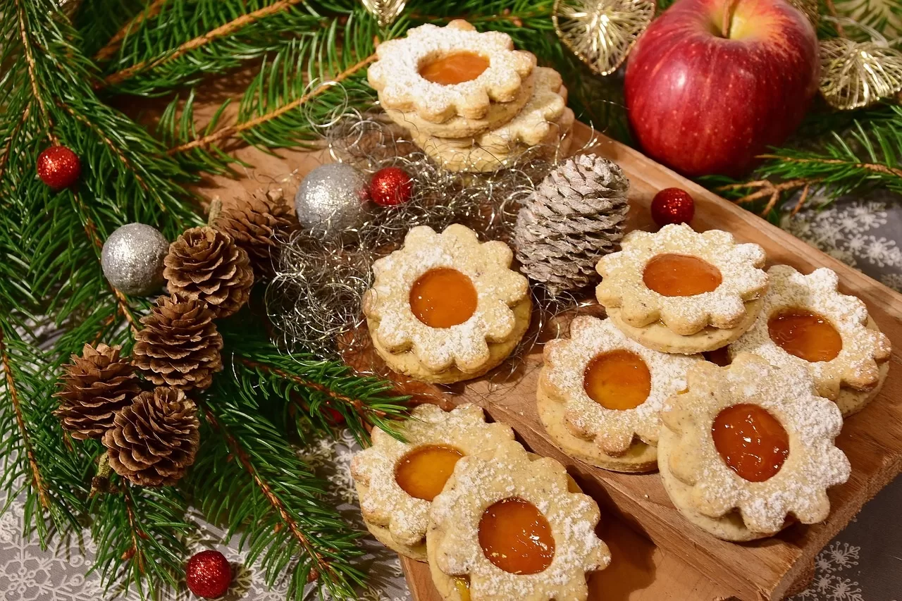 Linzer cookies